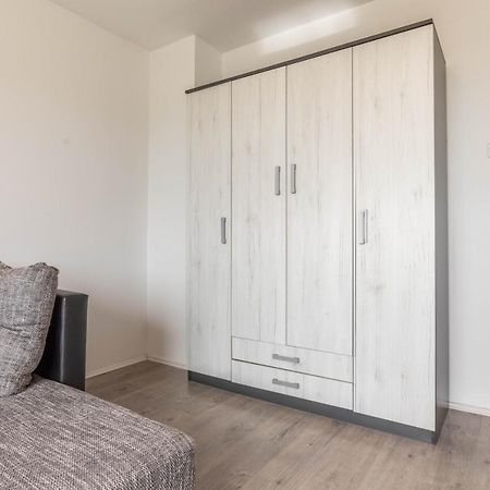 אוסילק Cosy Apartment Hugo מראה חיצוני תמונה
